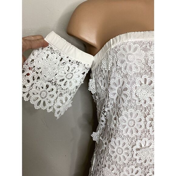 New. Trina Turk white lace dress. Regularly $298 - Picture 10 of 12
